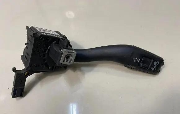 Audi A3 S3 8P Wiper control stalk 8P0953519A