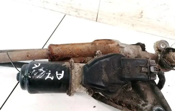 Subaru Legacy Wiper motor