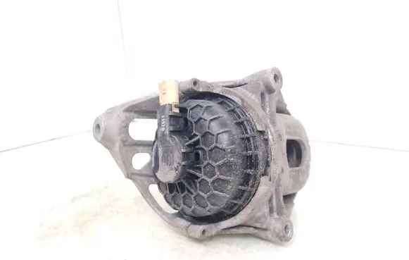 Porsche Cayenne (9Y0 9Y3) Engine mount bracket 782215150182 782215147918 784647147967
