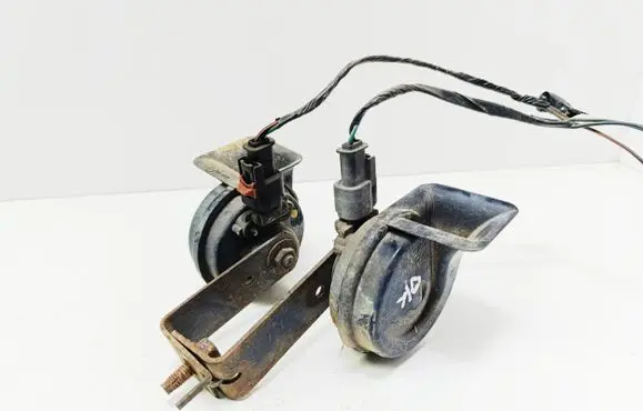 Chrysler Grand Voyager IV Horn signal 011157