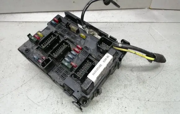 Peugeot 307 BSM Control unit 9646405480