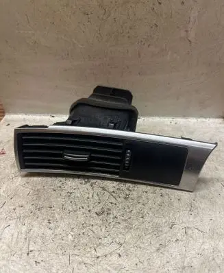 Audi A6 S6 C6 4F Dashboard side air vent grill/cover trim 4F1820901D