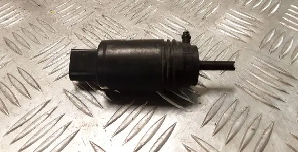 BMW 1 E81 E87 Windscreen/windshield washer pump 67127199567 7199567
