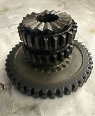 Volkswagen Scirocco Timing chain sprocket 06H105209A
