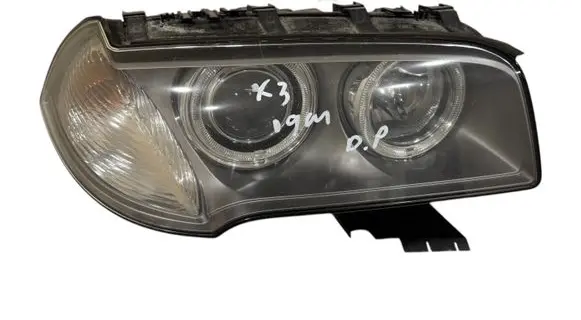 BMW X3 E83 Headlight/headlamp
