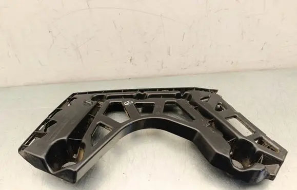 Skoda Enyaq iV Bumper support mounting bracket corner 5LE807394B