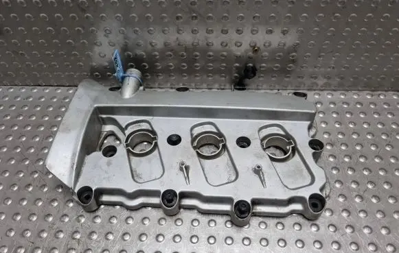 Audi A6 S6 C6 4F Rocker cam cover 06E103472G