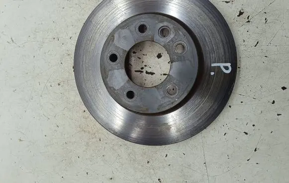 Volkswagen Touareg II Front brake disc