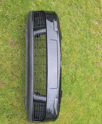 Volkswagen Golf V Front bumper