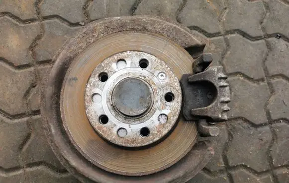 Volkswagen Golf VI Rear wheel hub spindle/knuckle 
