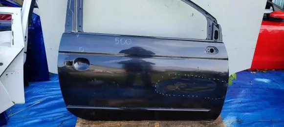 Fiat 500X Front door