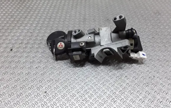 Mitsubishi Space Star Ignition lock