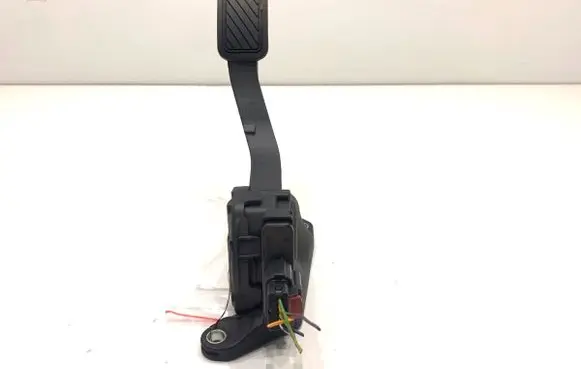 Ford Ka Accelerator throttle pedal E3B19F836A3A