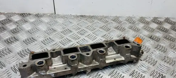 Volkswagen PASSAT B7 Intake manifold GK284AHB 06J906051D