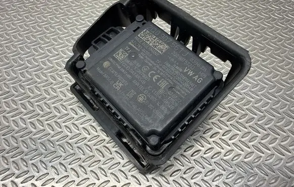 Volkswagen Crafter Distronic sensor radar 2Q0907561J 2Q0907572D A2C78304500