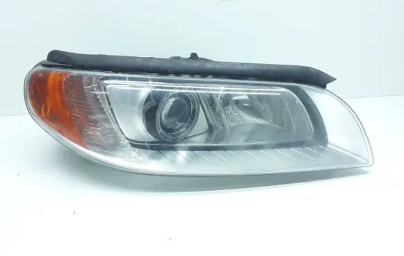Volvo S80 Headlight/headlamp 30796136 6948180