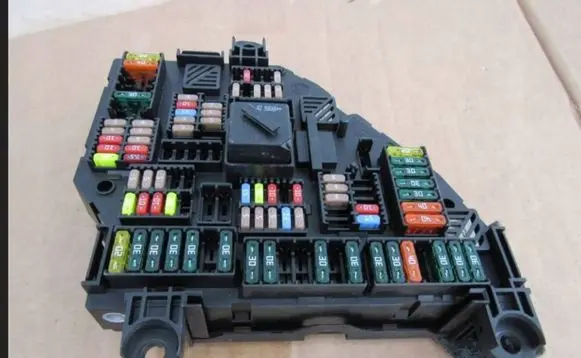 BMW 7 F01 F02 F03 F04 Fuse box set 9210857