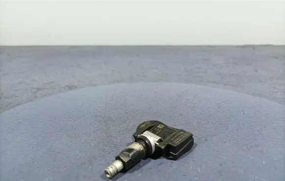 KIA Optima Tire pressure sensor 529331J000