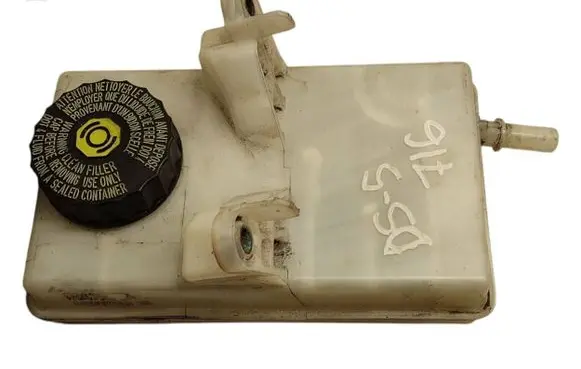 Citroen DS5 Brake fluid reservoir 9680907780