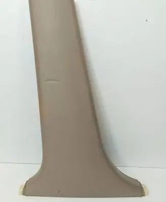 (B) pillar trim (bottom)