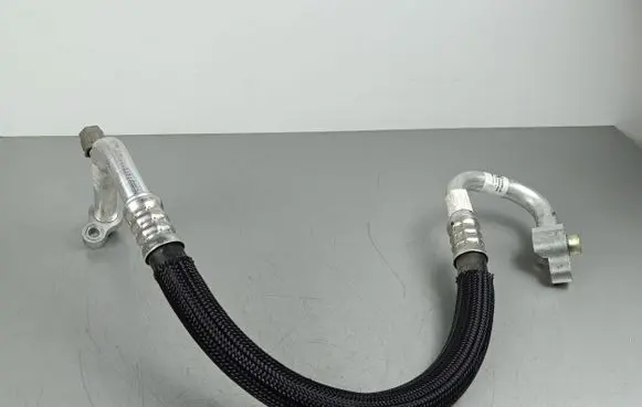 Jeep Grand Cherokee WL Air conditioning (A/C) pipe/hose 68381180AB