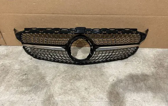 Mercedes-Benz C W205 Front grill A2058800307