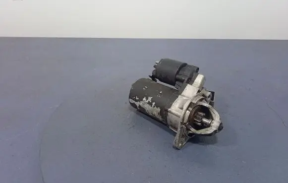 Opel Zafira B Starter motor