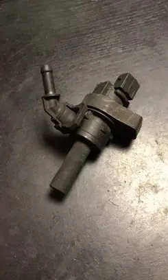 BMW 3 E46 Vacuum valve 1433602