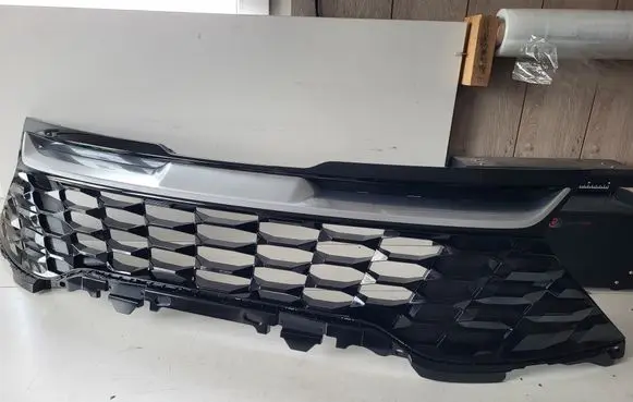 KIA Sportage Front bumper upper radiator grill 86350R2020 86351R2020