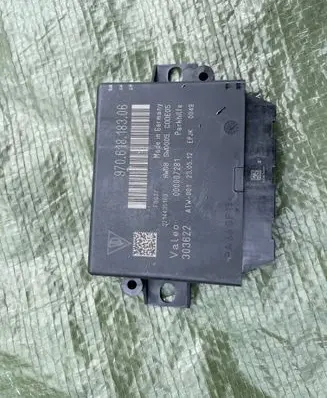 Porsche Panamera (970) Parking PDC control unit/module 97061818306 000007281 303622