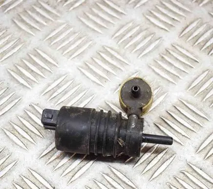 Opel Signum Windscreen/windshield washer pump 90585762