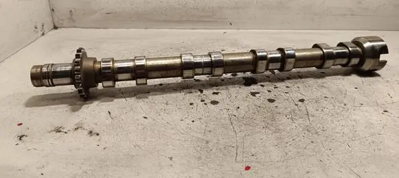 Ford Kuga II Camshaft