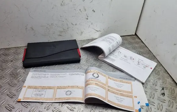 Citroen C4 Cactus Owners service history hand book 