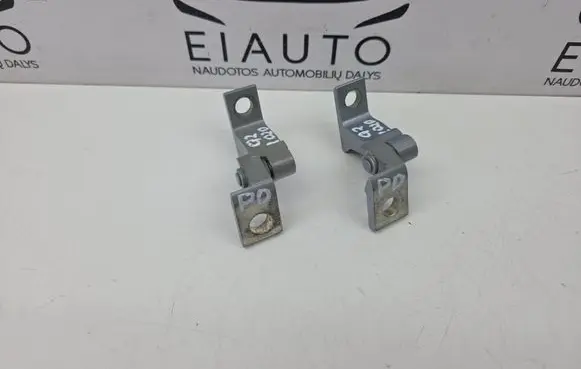 Audi Q2 - Front door hinge set 8V5833404C 8X4833406A 8X0831404E