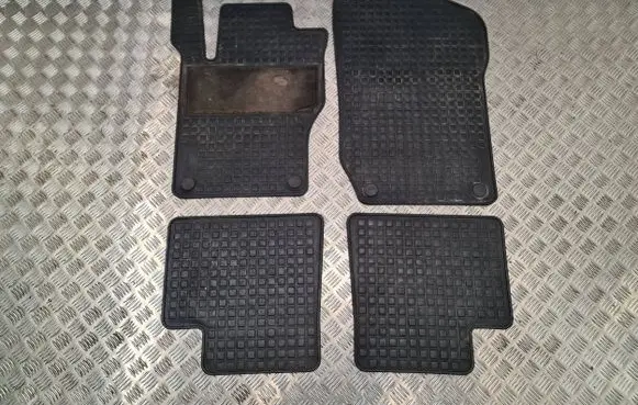 Mercedes-Benz ML W164 Car floor mat set A1646800348