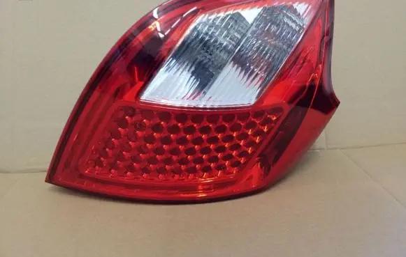 KIA Ceed Rear/tail lights 924011H0 924011H0LH