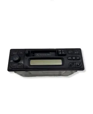 Mercedes-Benz A W168 Radio/CD/DVD/GPS head unit A1688200186 28782