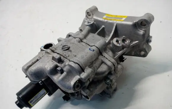 Hyundai i30 Gearbox transfer box case 47400-2N000
