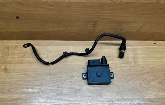 BMW 7 F01 F02 F03 F04 Glow plug pre-heat relay 859172401 00068065 0908