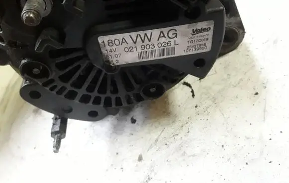 Volkswagen PASSAT B6 Generator/alternator