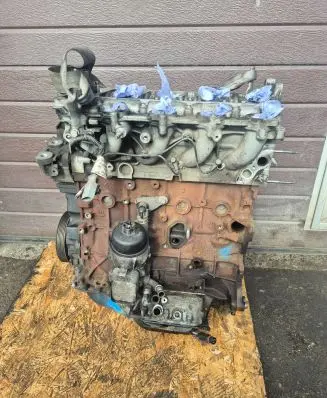 Ford Mondeo MK IV Engine AG9Q6007BC 6906277 D4204T