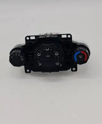 Ford Fiesta Climate control unit 8A6118549 8A6919980