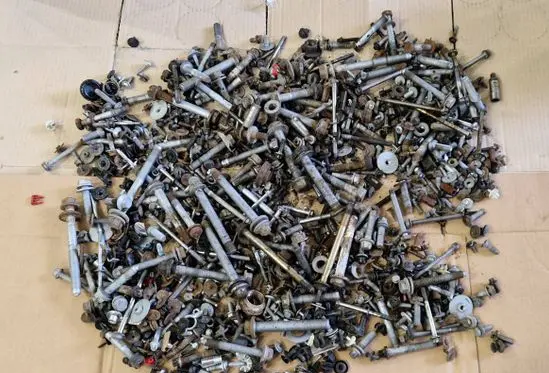 BMW 7 F01 F02 F03 F04 Nuts/bolts 