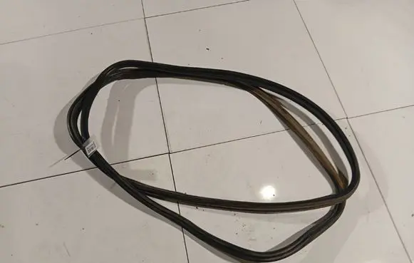 Opel Vectra C Trunk rubber seal (body)