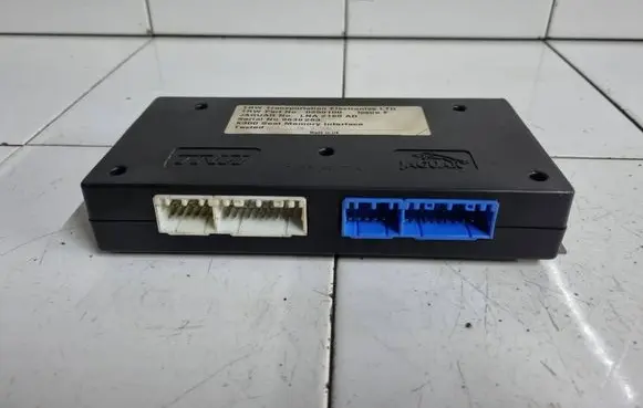 Jaguar XJ X300 Seat control module LNA2165AD 9639263 0250100