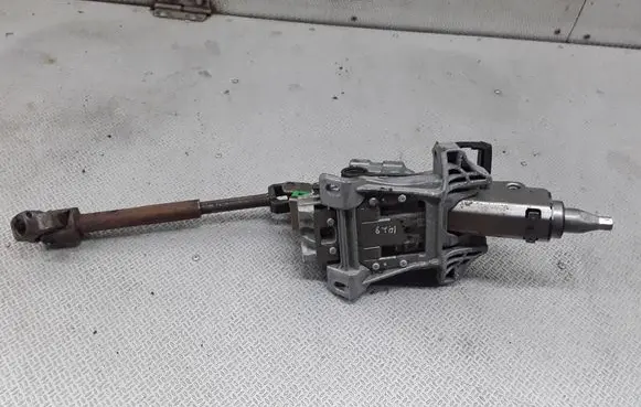 Volvo V50 Steering wheel axle