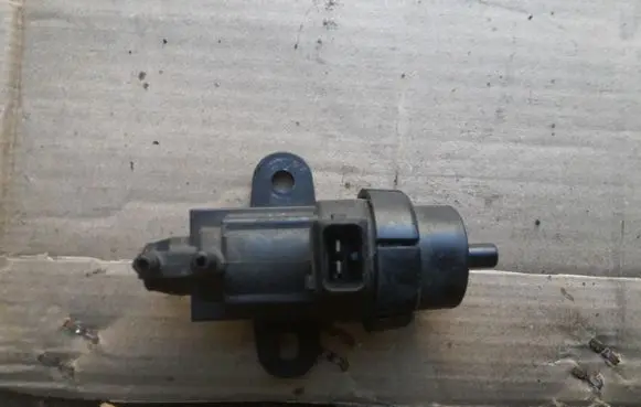 Ford Focus Valve vacuum 