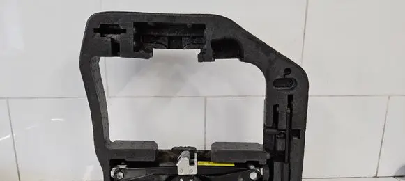 Audi A4 S4 B8 8K Tool box 8T0012109A