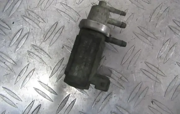 Audi A6 S6 C5 4B Turbo solenoid valve 059906627A 7.21903.21