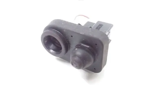 Nissan Pulsar Front door sensor 5d2g
